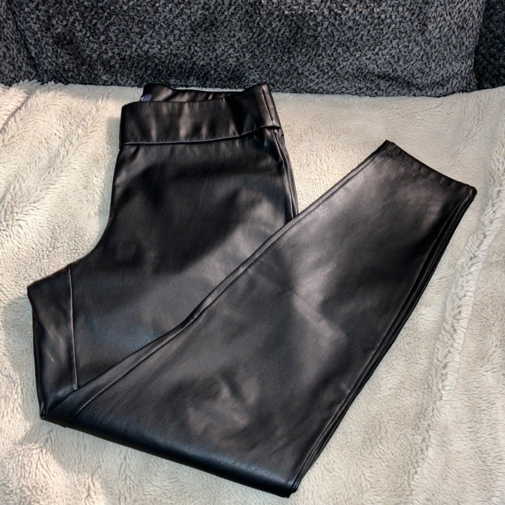 J Crew Faux Leather Pixie Pant, Small